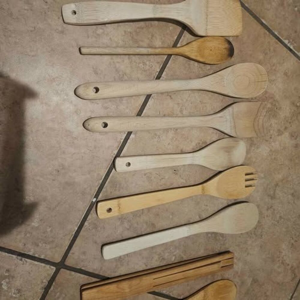 Assorted Wooden and Bamboo Kitchen Utensil Set